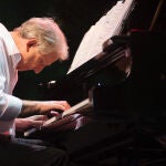 Wim Mertens actúa en el Universal Music Festival el domingo 23 de junio