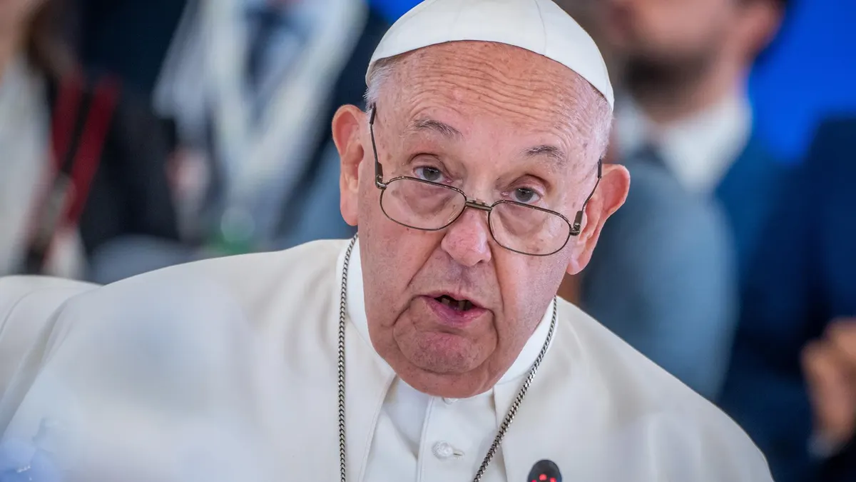  El Papa invita a cinco mujeres a las reuniones del Consejo de Cardenales 