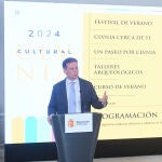 El presidente de la Diputación de Burgos, Borja Suárez, presenrta Clvnia Cultural