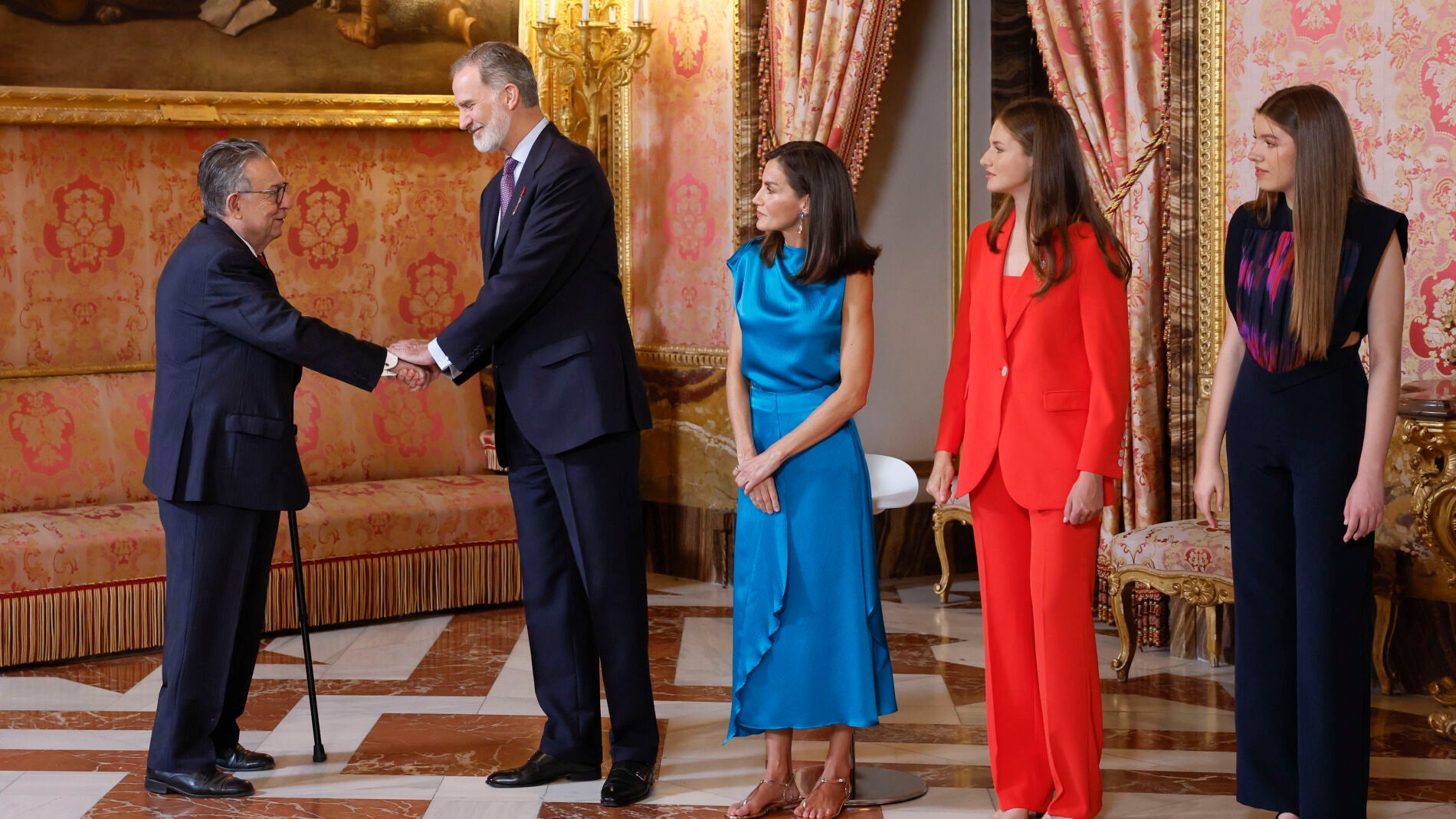 Actos por el X aniversario de la proclamación del rey Felipe VI. Entrega de condecoraciones de la Orden del Mérito Civil