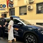 Sucesos.- Un policía nacional fuera de servicio salva la vida a un joven que estaba inconsciente en un piso de Madrid