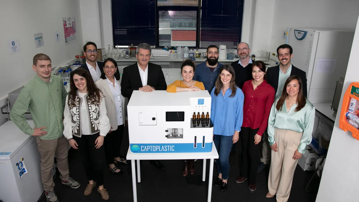 Captoplastic: la startup que captura microplásticos del agua