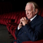 Obit Donald Sutherland
