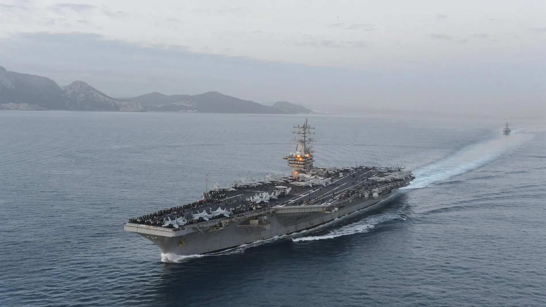 O.Próximo.- Los hutíes anuncian un nuevo ataque contra el portaaviones estadounidense 'Eisenhower' en el mar Rojo