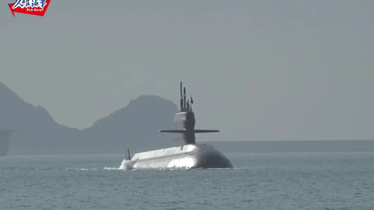 La Armada china revela imágenes de su primer submarino con tecnología furtiva
