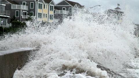 El cambio climático con su aumento del nivel del mar por la subida de temperaturas puede dejar graves consecuencias, pero también desplazamientos de los continentes
