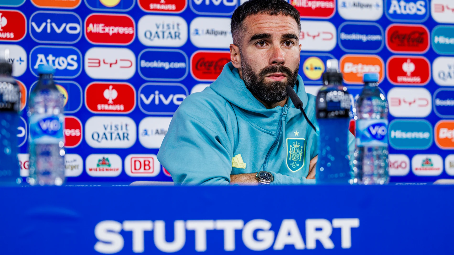 DONAUESCHINGEN (ALEMANIA), 04/07/2024.- El defensa de la selección española Dani Carvajal durante la rueda de prensa en la víspera del partido de cuartos de final de la Eurocopa de fútbol ante Alemania, este jueves en Donaueschingen. EFE/ RFEF SOLO USO EDITORIAL, SOLO DISPONIBLE PARA ILUSTRAR LA NOTICIA QUE ACOMPAÑA (CRÉDITO OBLIGATORIO)