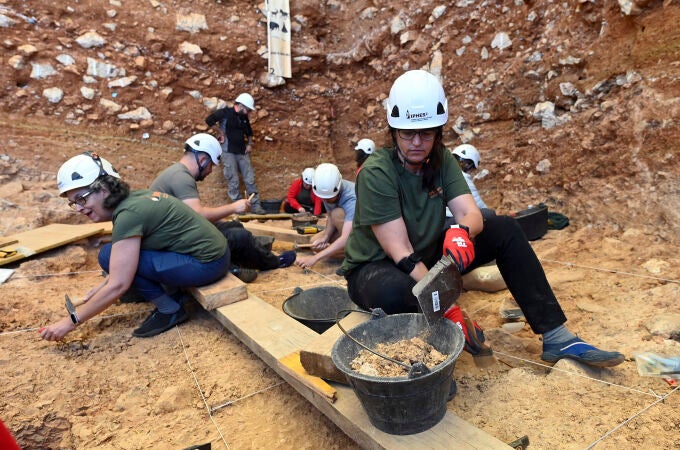 Excavaciones en los yacimientos de Atapuerca