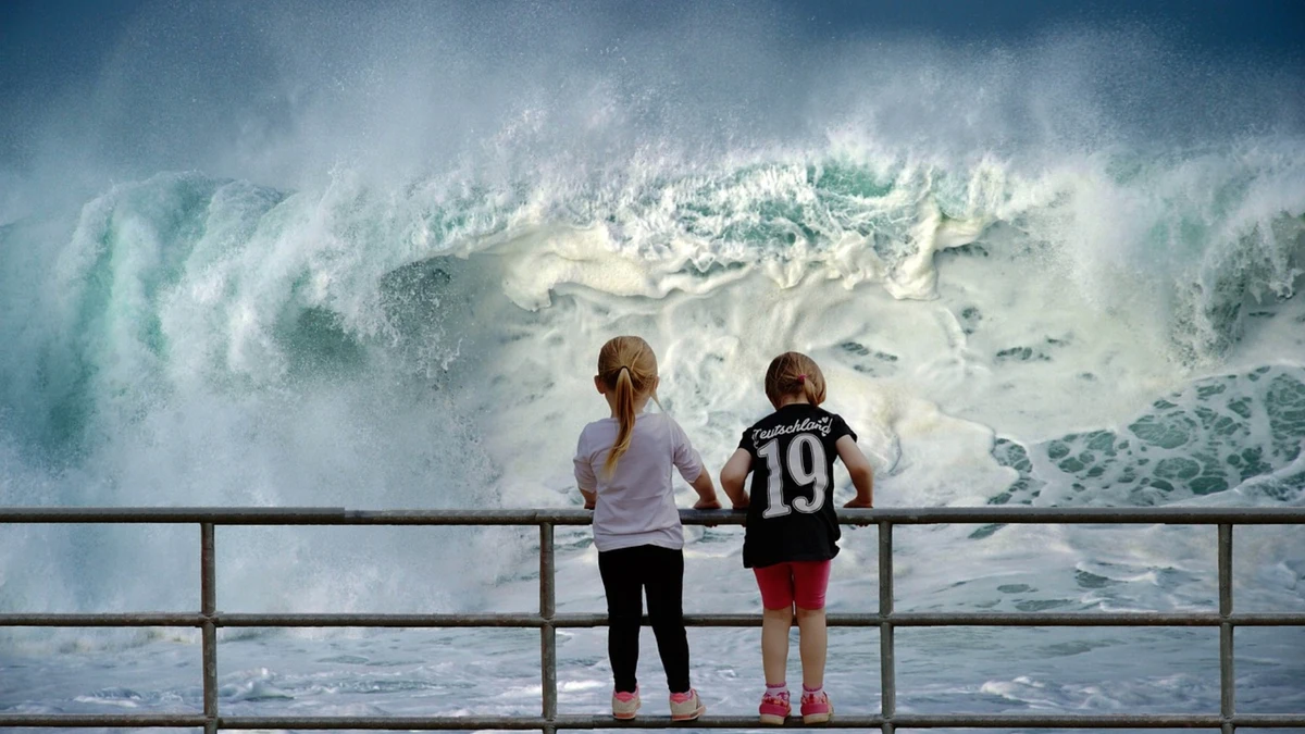 Cómo actuar en caso de que un tsunami llegue a la costa española este verano