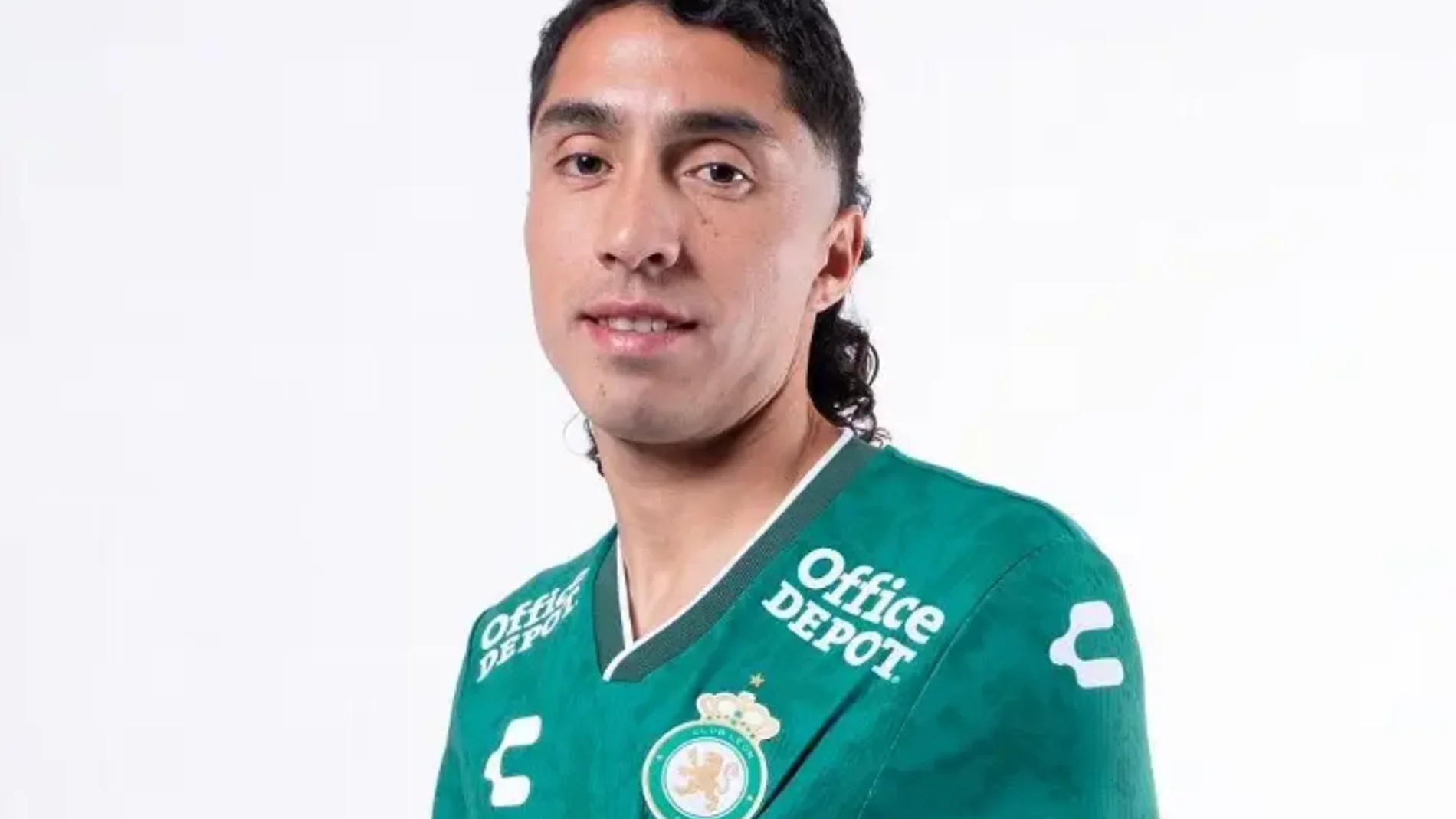 Un club mexicano ficha a un futbolista que estuvo cinco años en prisión por un asesinato