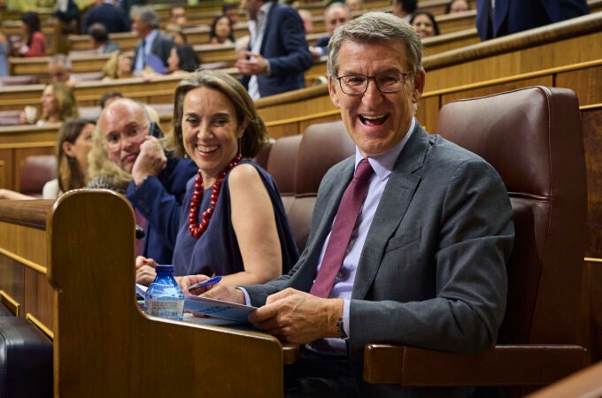 Sesión Plenaria. Sesión extraordinaria en el Congreso de los Diputados. Toma en consideración de la proposición de ley Orgánica de reforma de la Ley Orgánica 6/1985, de 1 de julio, del Poder Judicial y de reforma de la Ley 50/1981, de 30 de diciembre, por la que se regula el Estatuto Orgánico del Ministerio Fiscal. Asisten Felix Bolaños, Alberto Nuñez Feijoo, María Jesús Montero, Oscar Puente, Miguel Tellado © Alberto R. Roldán / Diario La Razón. 04 07 2024