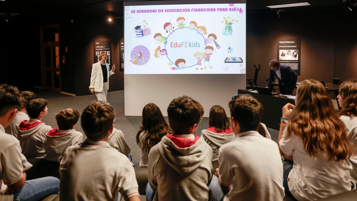 Más de 150 alumnos de primaria participan en Salamanca en las jornadas de educación financiera en el Centro de Educación Financiera de Edufinet