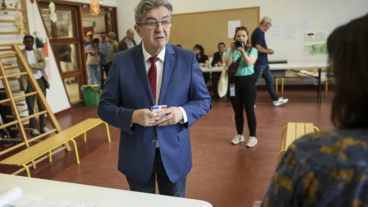 Así es el izquierdista Jean-Luc Mélenchon, que aspira a liderar el nuevo gobierno de Francia