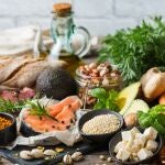 Cardiólogo revela que el secreto para una vida saludable está en la dieta mediterránea