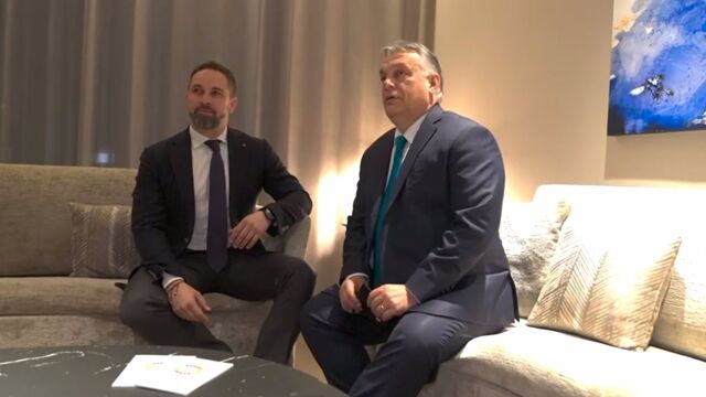Abascal ve "nervios" por la adhesión de su formación al grupo de Orbán en el Parlamento Europeo