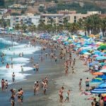 Las playas de Motril se llenan en el primer fin de semana de Julio
