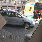 El incidente fue causado cuando el conductor trató de aparcar marcha atrás. 