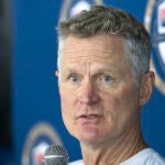 Steve Kerr es el entrenador del equipo olímpico estadounidense