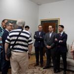 El ministro de la Presidencia, Justicia y Relaciones con las Cortes, Félix Bolaños (2i), mantiene un encuentro con asociaciones de víctimas de abusos de la Iglesia, en la sede del Ministerio, a 8 de julio de 2024, en Madrid (España). 