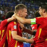 AV. Fútbol/Selección.- España gana a Francia (2-1) y jugará su quinta final de Eurocopa