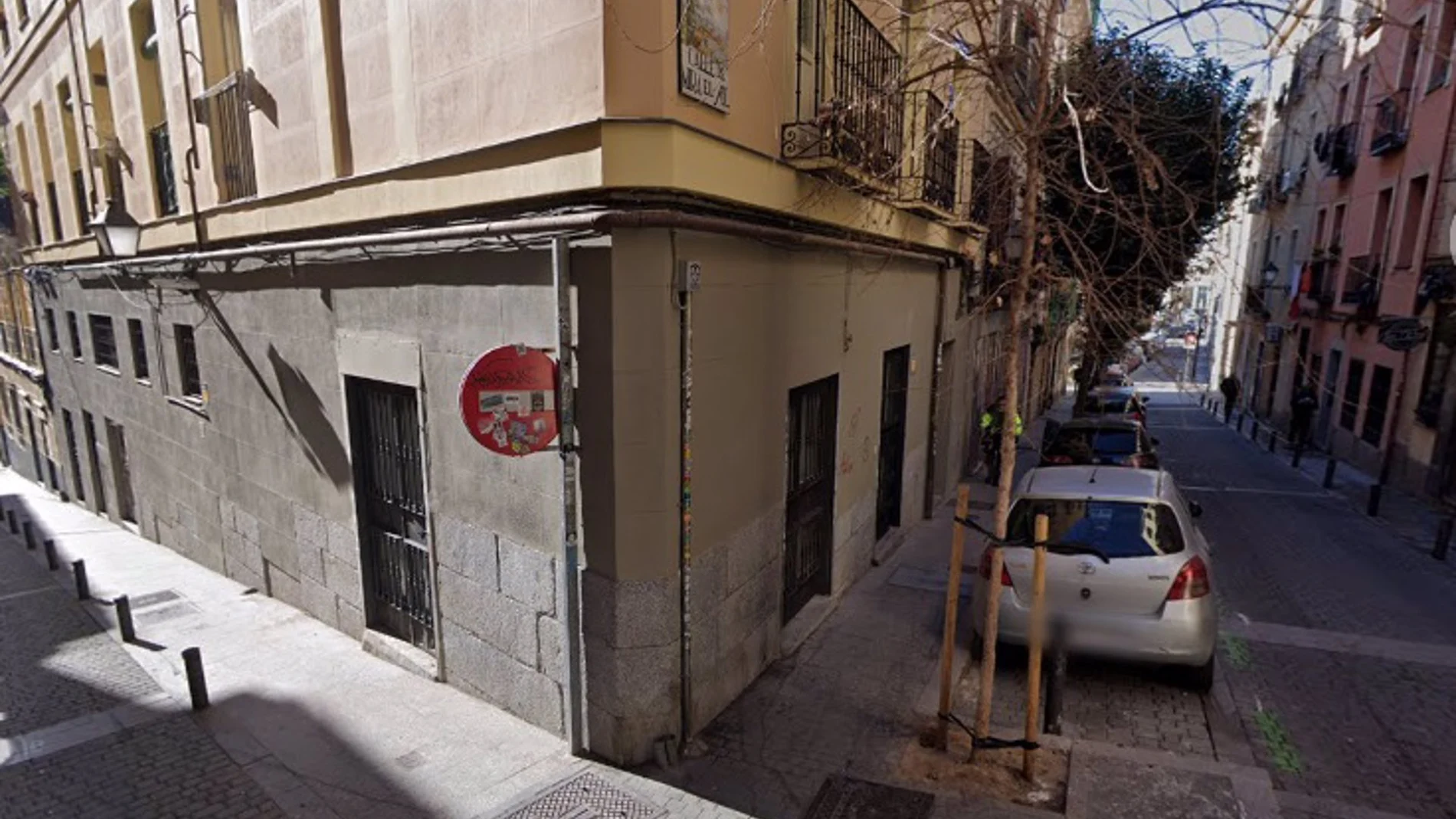 Detenido un chico de 17 años con una pistola y un machete en Lavapiés
