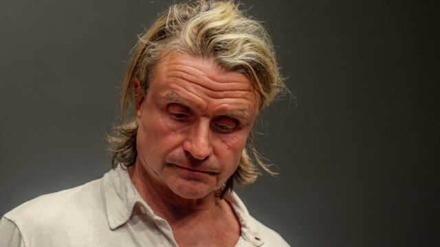El productor musical Nacho Cano ofrece declaraciones a los medios, a 9 de julio de 2024, en Madrid (España). Nacho Cano ha atendido a los medios de comunicación tras ser detenido por contratar presuntamente a inmigrantes irregulares para su musical 'Malinche'. En concreto, se le acusa de un presunto delito contra los derechos de la población inmigrante y otro contra los derechos de los trabajadores. 