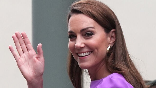 Detalle peinado y maquillaje Kate Middleton.