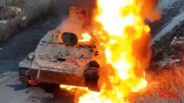 Granadas de termita que arden a más de 2.200 grados, la nueva arma de los drones de Ucrania.