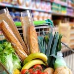 Los supermercados españoles sufren robos diarios, siendo productos como el aceite, los embutidos o el alcohol los más robados