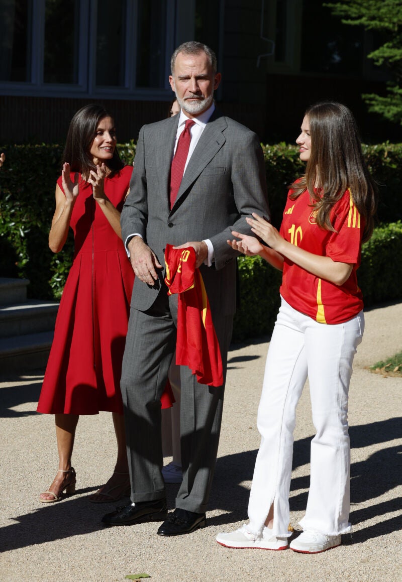 El look de Letizia y Leonor.