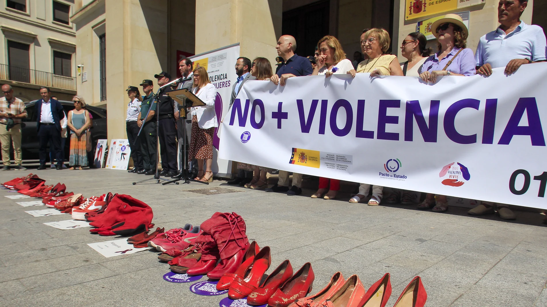 Machista Un verano cruento por la violencia machista: 15 mujeres y tres menores ...