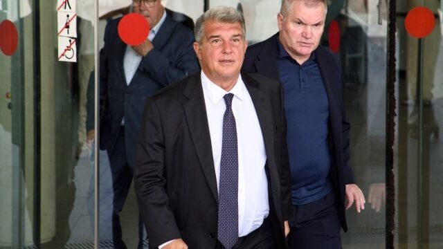 Laporta abandona los juzgados de Barcelona tras declarar por presunta estafa vinculada al CF Reus