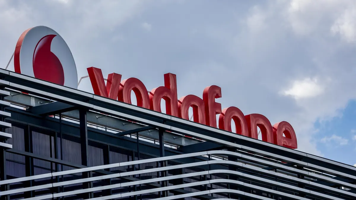 La plantilla de Vodafone acepta el ERE para 898 trabajadores