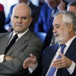 El Constitucional exonera al expresidente andaluz José Antonio Griñán toda la malversación de los 'ERE'