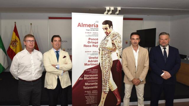 Enrique Ponce, protagonista de los carteles de la feria de Almería