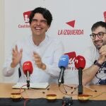 Juan Gascón junto a Rodrigo San Martín, durante la rueda de prensa