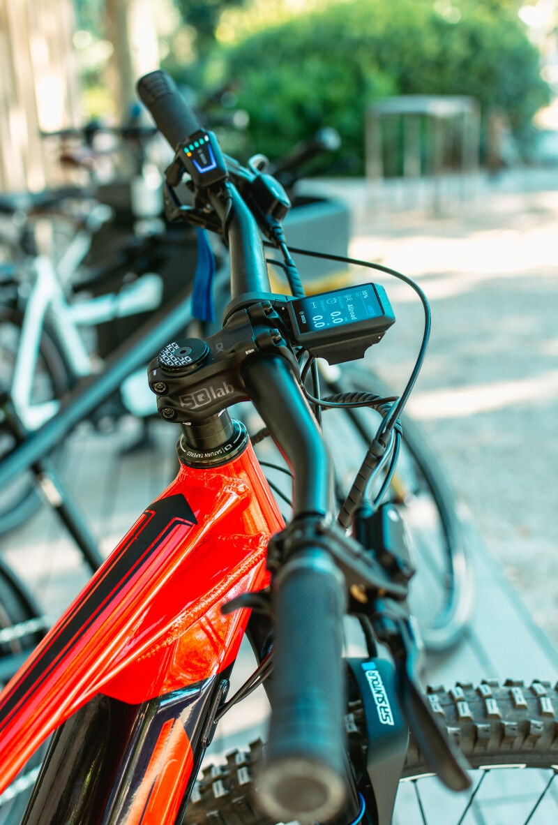 Una bicicleta eléctrica con mejoras de conectividad