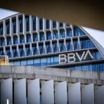 Edificio La Vela, sede del banco BBVA 