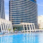 España cuenta con el hotel más grande de Europa en cuanto a tamaño, y también el más alto del continente europeo