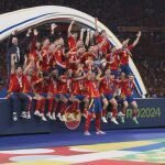 La Selección Española en la entrega del trofeo de la Eurocopa de 2024