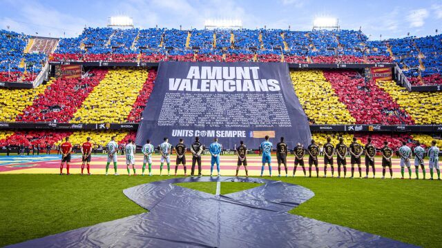 Temporal.- Mestalla homenajea a las víctimas de la DANA antes del Valencia-Betis