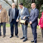 El consejero Juan Carlos Suárez-Quiñones es nombrado Castañero Mayor del Bierzo