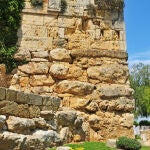 Los romanos estuvieron varios siglos en la Península, dejando en Hispania un gran legado de aquel imperio y a día de hoy, está presente en la cultura e historia de las ciudades de España