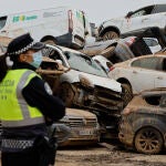 Traslado de coches afectados por la dana por riesgo de incendio