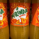 Mirinda fue una bebida que nació en España a mediados del siglo XX, y aunque Pepsi dejó de distribuirla en nuestro país, triunfa en el resto del mundo