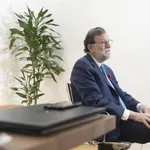 Rajoy critica que Sánchez le echó con una moción de censura cuando nadie de su Gobierno estaba "en causa por corrupción"