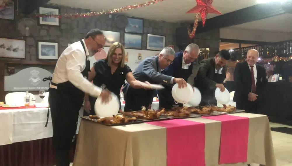 Tradicional cena segoviana en Canarias
