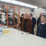 Leticia García durante la visita a la cooperativa Porsiete