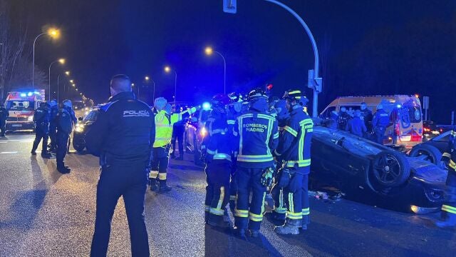 Accidente de tráfico producido por la noche