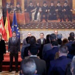 El presidente de la Generalitat valenciana, Carlos Mazón, junto a su nuevo Consell